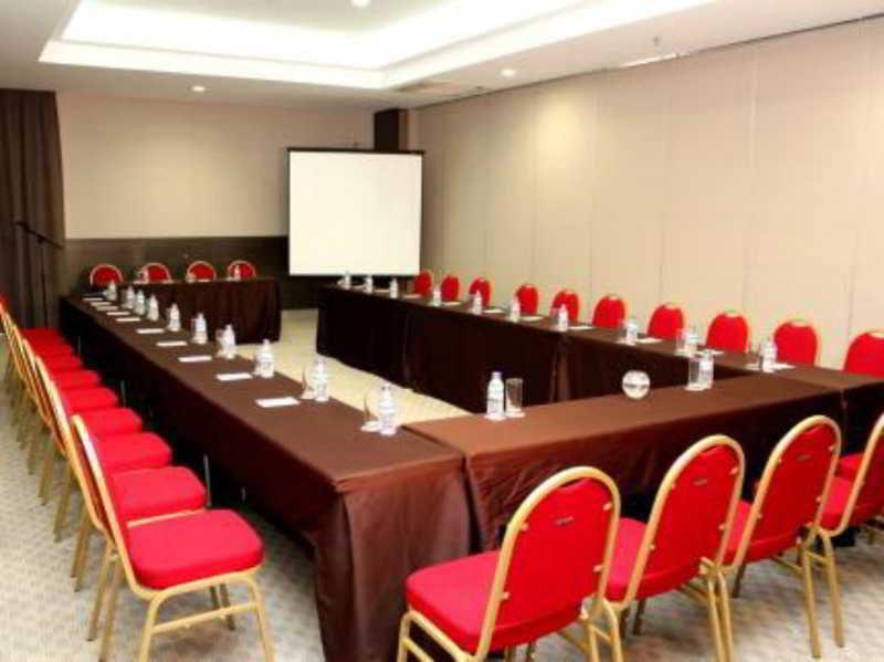 Metland Hotel Bekasi Exterior foto