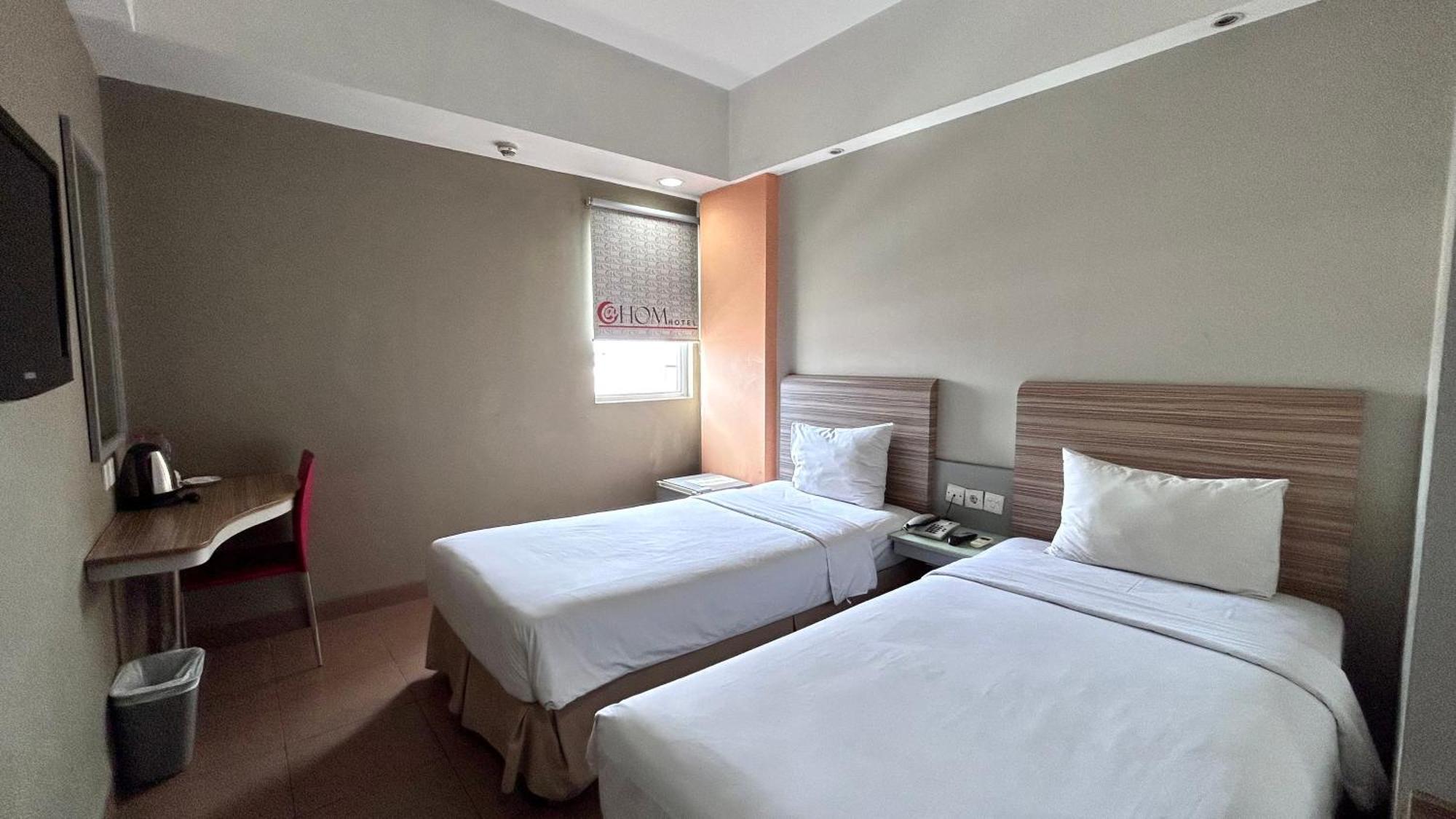 Metland Hotel Bekasi Exterior foto