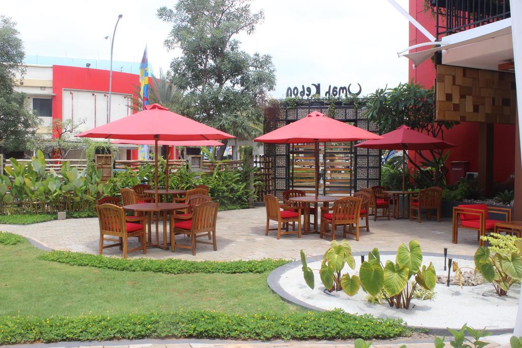 Metland Hotel Bekasi Exterior foto